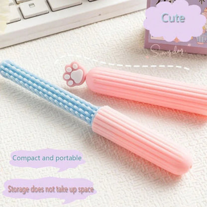 Portable Plastic Comb with Lid