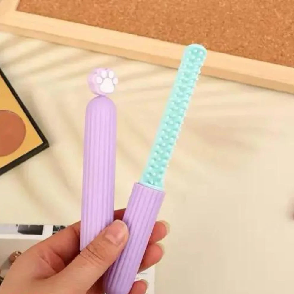 Portable Plastic Comb with Lid